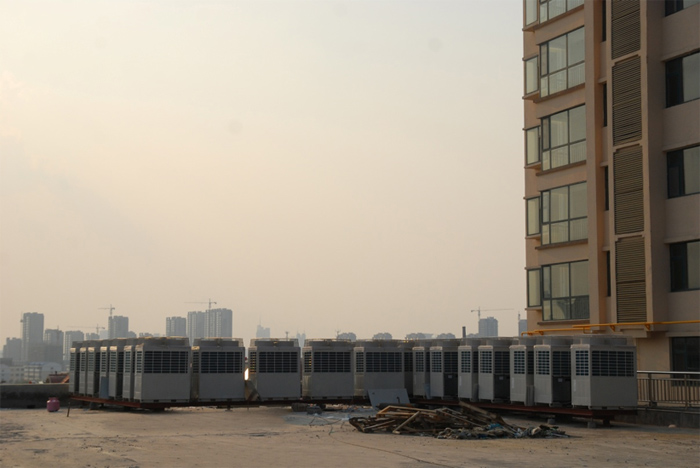 渤?；▓@百盛購物廣場